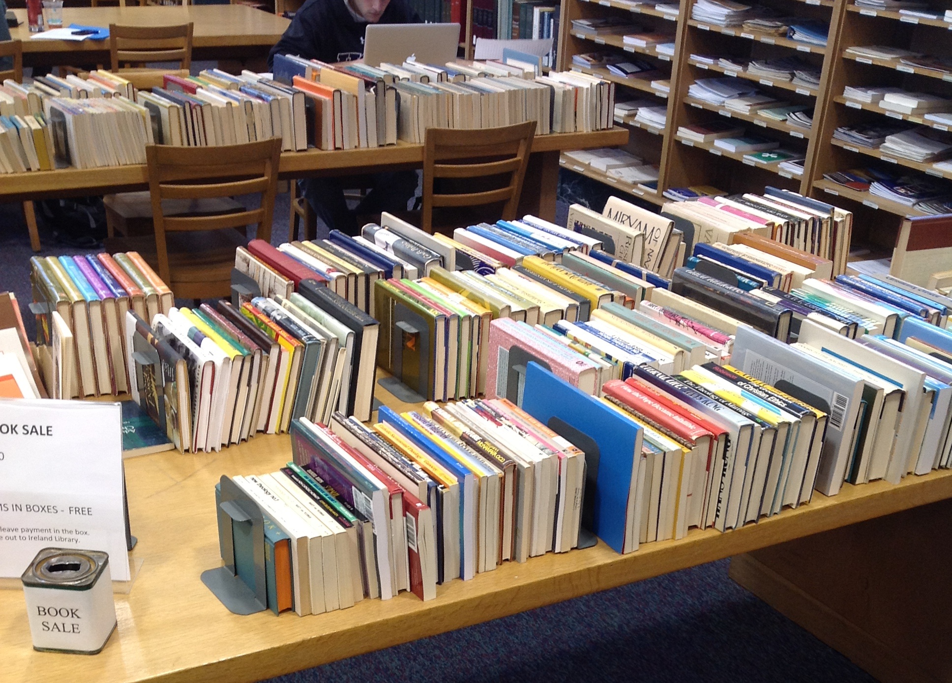 Donate your Books to the Library Week Book Sale – St. Thomas Libraries Blog